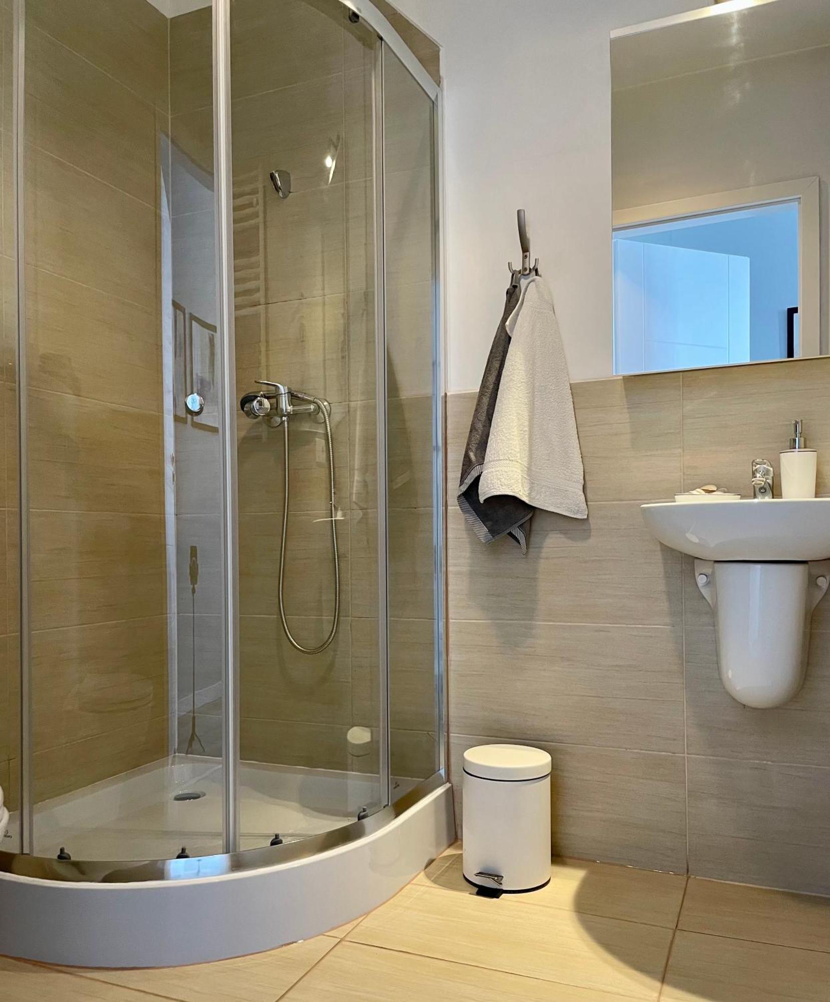 פוזנן Glam House Apartments מראה חיצוני תמונה
